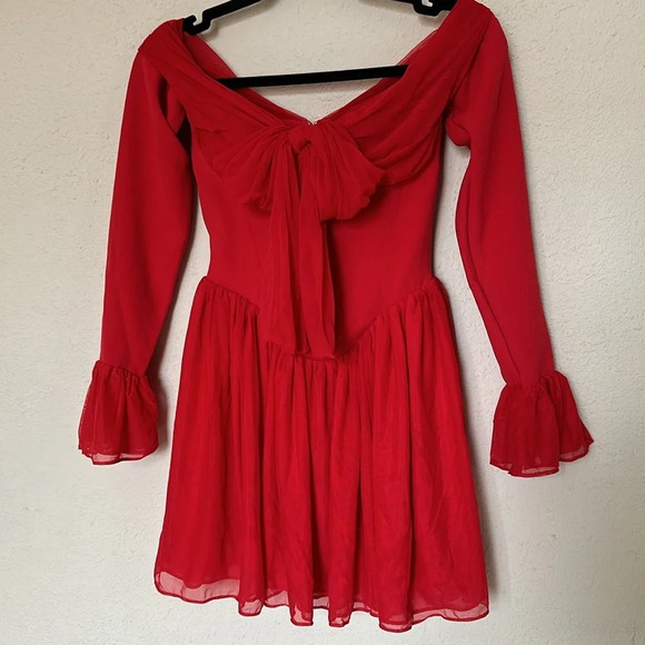 House of CB 'Alana' Scarlet Off Shoulder Dress NWOT size XS - Picture 7 of 13